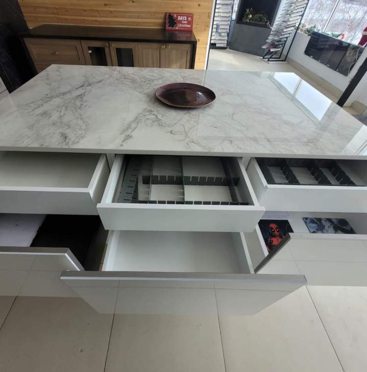 Stone kitchen countertop Saint-Laurent