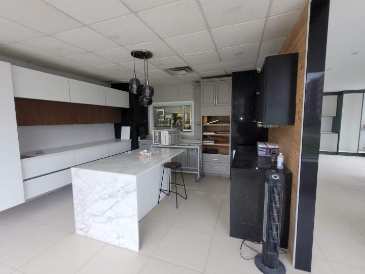 Pose comptoir de cuisine Saint-Laurent